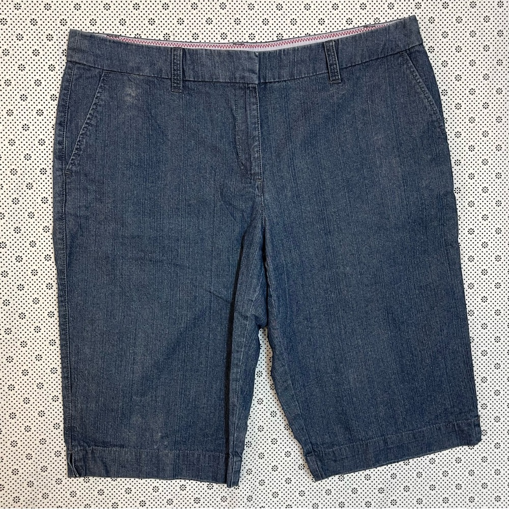 Izod Women's Dark Blue Bermudas